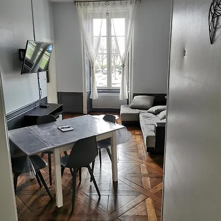 Avec Vue Sur Cathedrale Classe De Tourisme 3 Etoiles Apartment